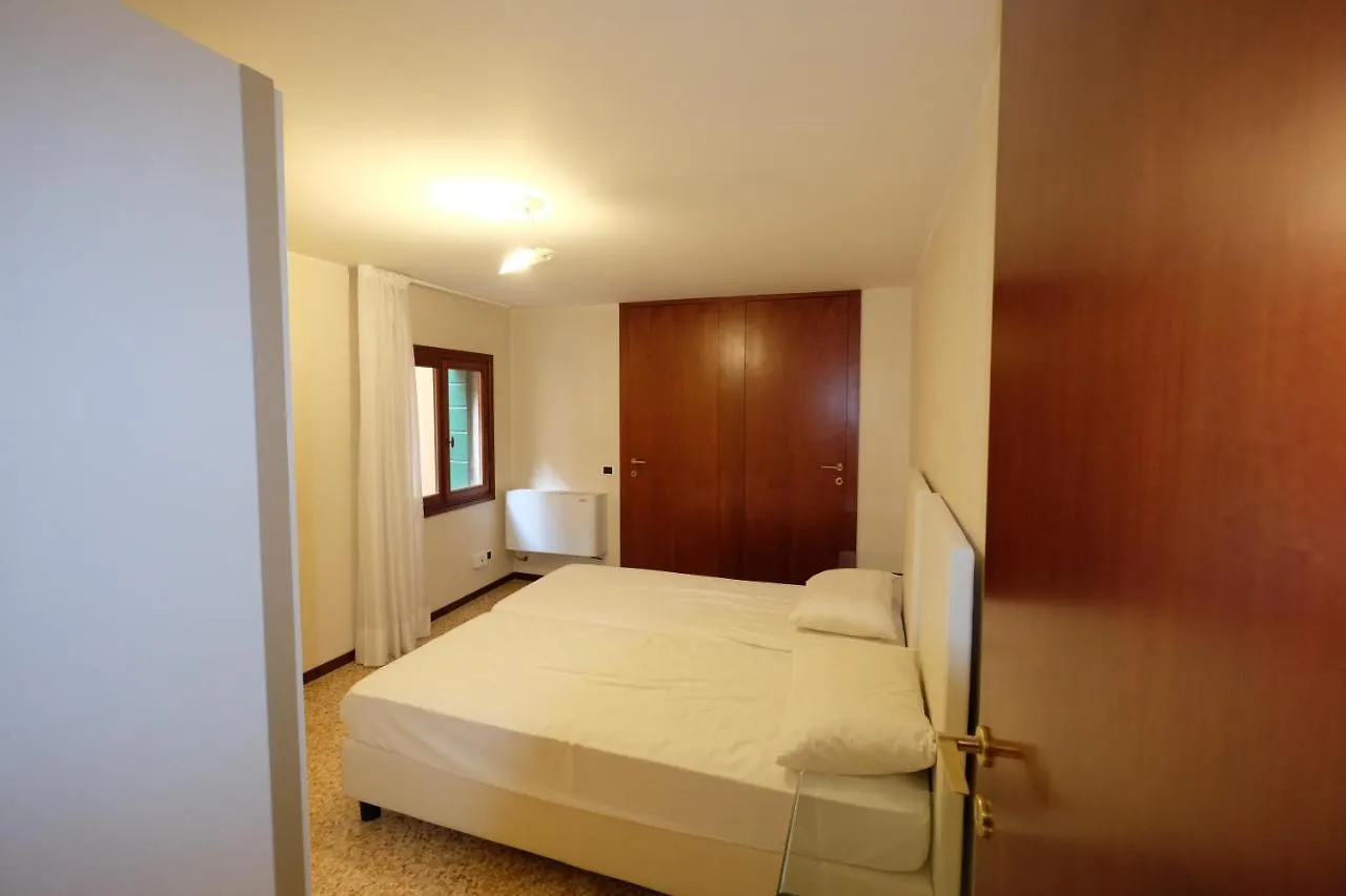 Fenix Tosca Apartment Venice